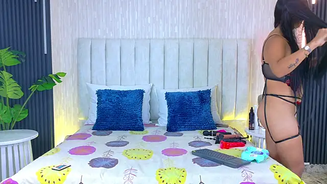 Snapshot of Pocahontas_BGB chatting on September 16, 8:39 pm Pocahontas BGB online show from September 16, 8:39 pm
