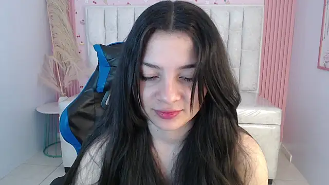 shalon diaz s online show from November 12, 1:20 pm