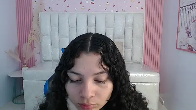 shalon diaz s online show from October 25, 1:19 pm