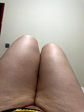 Snapshot of Ayochaa chatting on September 10, 9:15 pm Ayochaa online show from September 10, 9:15 pm