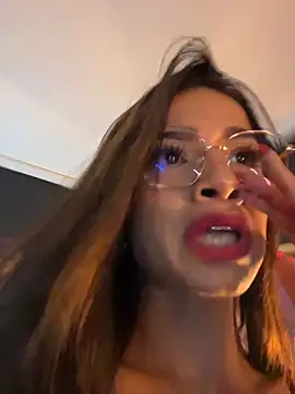 Bella Smiith  online show from October 27, 5:08 pm