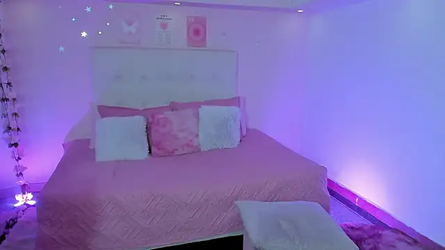 ScarlettDreamss7 online show from November 9, 2:29 am