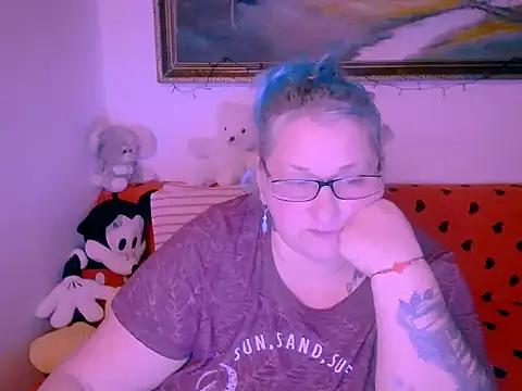 mayamayx online show from November 26, 5:25 pm