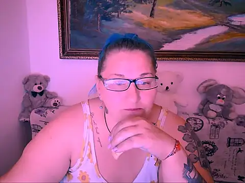 Snapshot of mayamayx chatting on September 20, 7:45 pm mayamayx online show from September 20, 7:45 pm