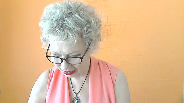 NessyJenixs online show from June 28, 6:09 am