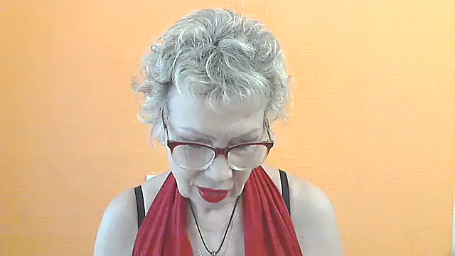 NessyJenixs online show from June 24, 12:59 pm