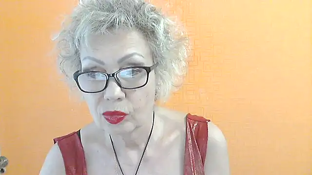 NessyJenixs online show from June 11, 12:57 pm