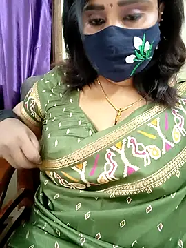 Queenflowerr online show from March 27, 6:30 pm