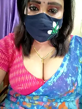 Queenflowerr online show from March 31, 8:42 pm