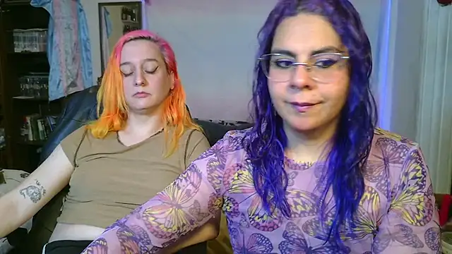 Evelan420 online show from December 19, 6:33 pm