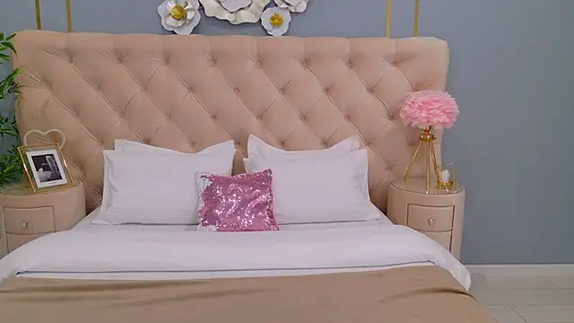 SandraTucker online show from November 14, 3:06 am