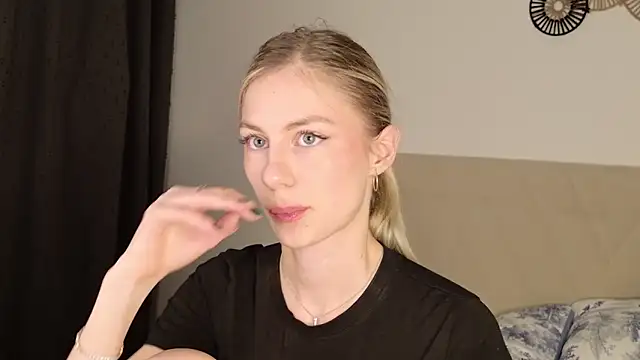 GabriellaOlsen online show from February 16, 6:52 pm