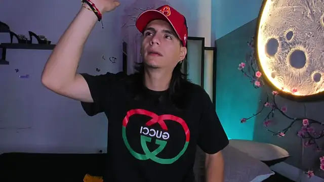 Martshall09 online show from April 7, 4:36 am