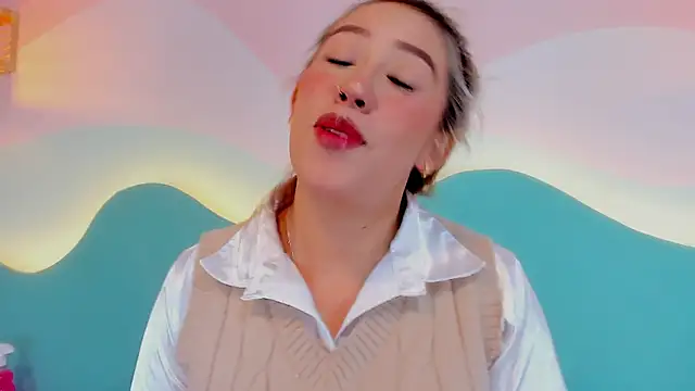 Lannajansen online show from February 17, 1:54 pm