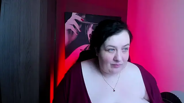QueenOfHaze online show from July 2, 8:53 am