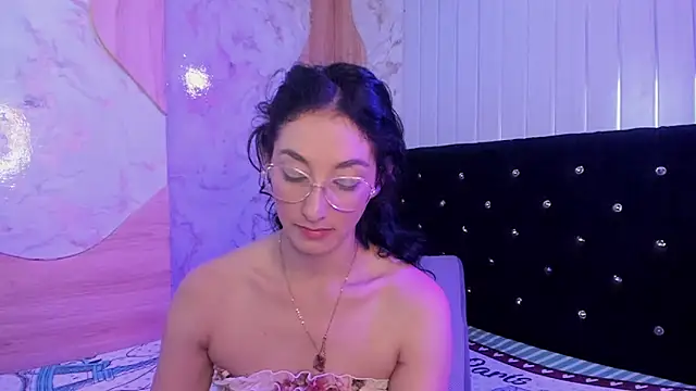vicky  skinny 1 online show from July 2, 3:23 am