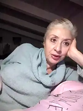 divinaerotica online show from February 18, 9:36 pm