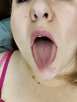 sam0and0katy online show from October 23, 7:31 pm