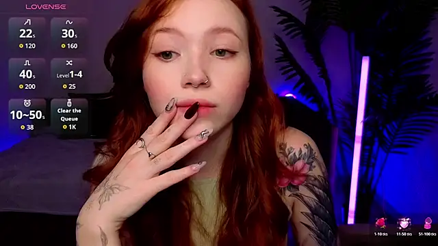 Maya Light online show from March 25, 1:44 am