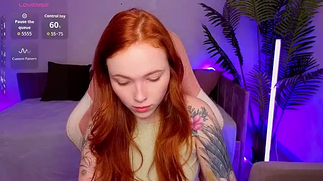 Maya Light online show from March 8, 1:46 am