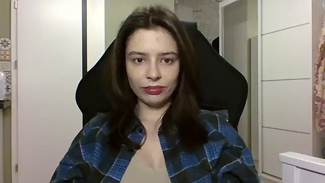 LariceSexy online show from December 20, 7:18 pm