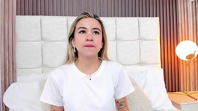 Ariana greenblat online show from April 11, 3:05 pm