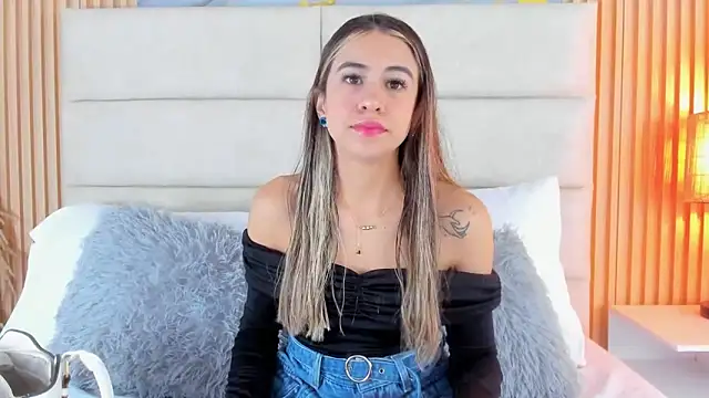 Ariana greenblat online show from April 18, 3:47 pm