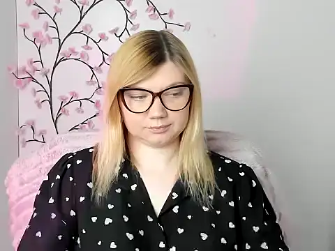 Lola moree online show from May 20, 11:51 am