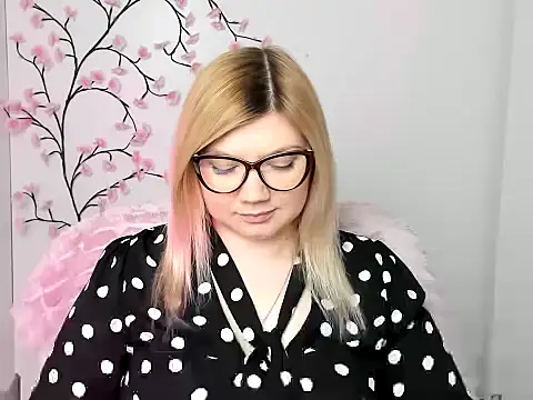 Lola moree online show from January 18, 12:45 pm