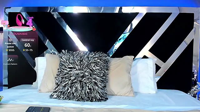 AliDiaz  online show from December 5, 8:10 pm