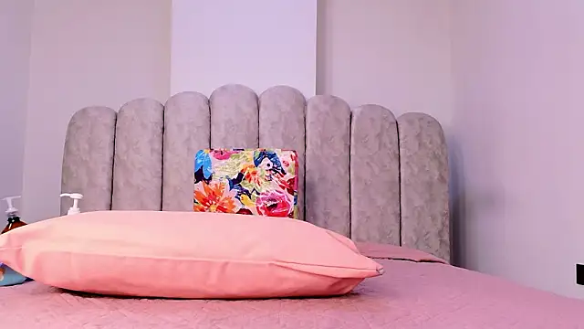 sharlott miller online show from January 14, 11:59 am