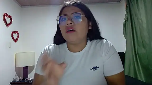 Snapshot of viccky_vick chatting on September 24, 3:49 am viccky vick online show from September 24, 3:49 am