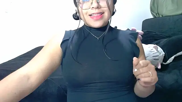 viccky vick online show from October 30, 2:58 am