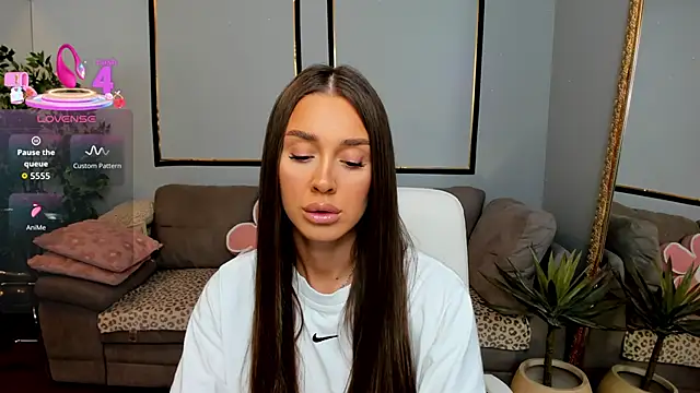 Anya-Ray online show from April 5, 12:59 pm