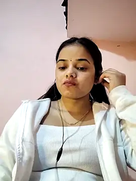 CUTE 09 online show from February 1, 2:27 pm