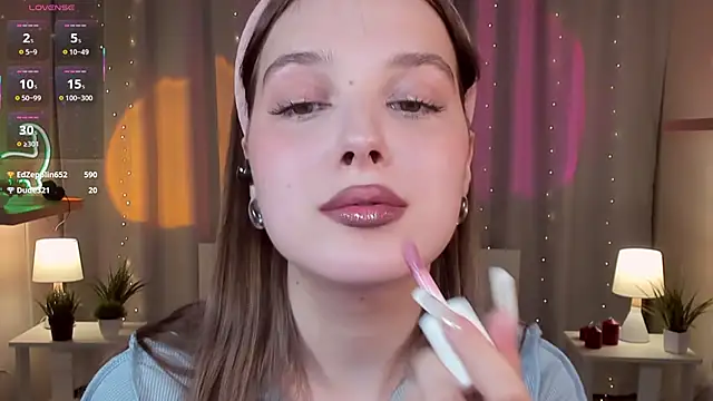 kaisajenner online show from January 16, 11:01 pm