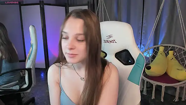 kaisajenner online show from September 15, 7:54 pm