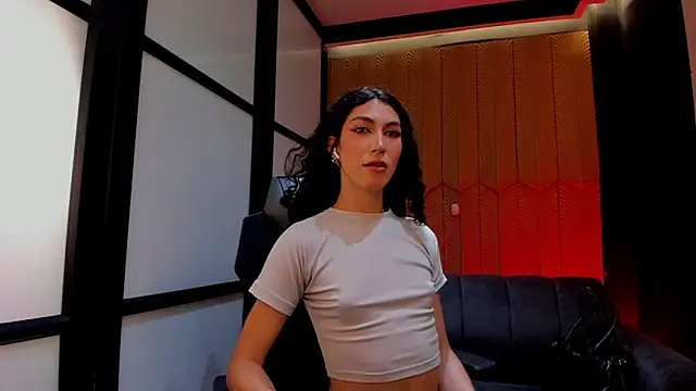 allicemackenzie online show from December 16, 6:41 am