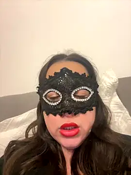 laarti online show from December 4, 4:08 pm