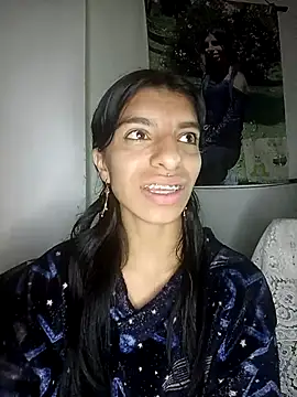 Ariell Kieran online show from October 8, 5:12 am