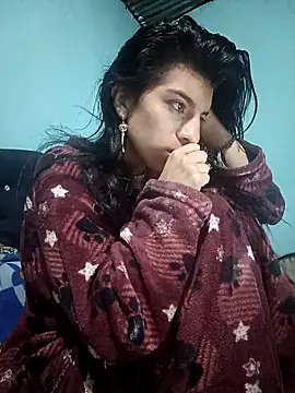 Ariell Kieran online show from December 20, 11:31 pm