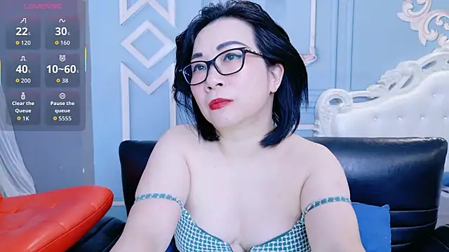 LucianaMe online show from March 27, 8:26 am