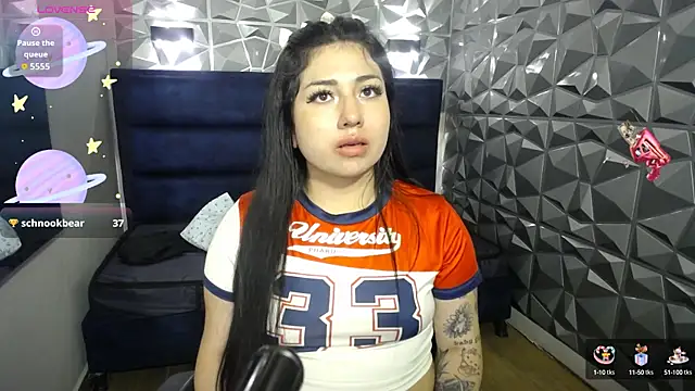 Snapshot of sweety_ashly chatting on September 16, 3:25 am sweety ashly online show from September 16, 3:25 am
