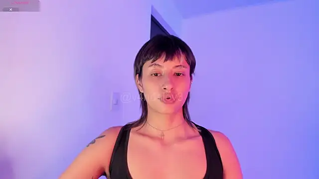 ggor4w33 online show from December 2, 2:19 pm