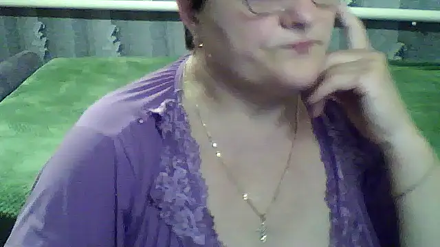 ElzaJewel online show from March 31, 12:21 am