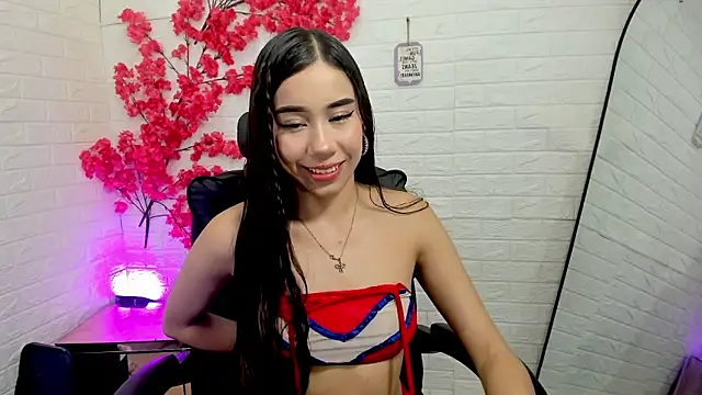 Snapshot of BarbieGirl___ chatting on September 15, 5:27 am BarbieGirl online show from September 15, 5:27 am