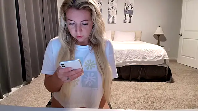 kaliii jones online show from September 20, 5:06 am