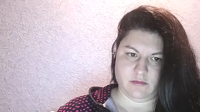 KiraSwee online show from November 30, 5:28 pm