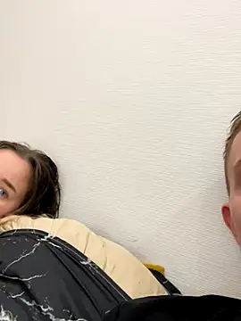 alisanikita online show from November 24, 5:31 am