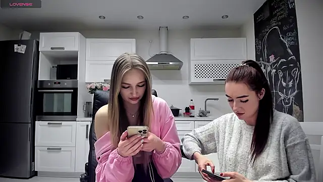 lisenok online show from March 6, 9:54 pm